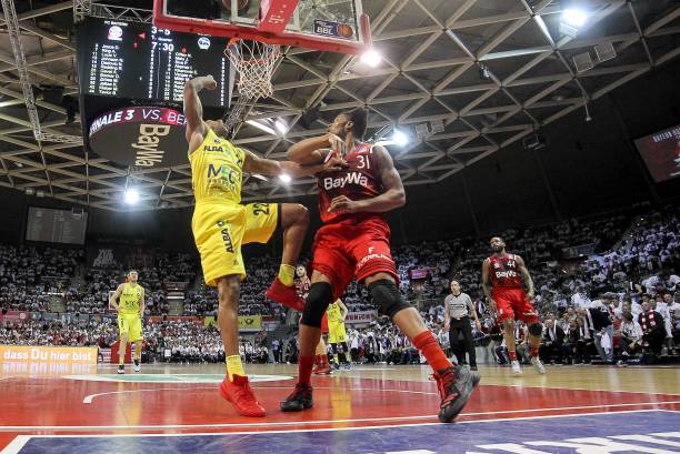 经过黄牛的 经过黄牛的