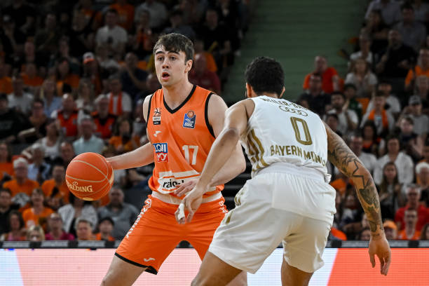 快船底薪捡 快船底薪捡