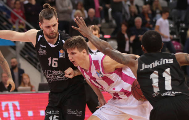 J罗的组织 J罗的组织